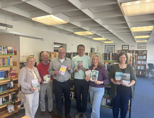 Bücherspenden aus dem Bundeskabinett für die LÜTTERATEN und die Stadtteilbibliothek Remscheid-Lüttringhausen