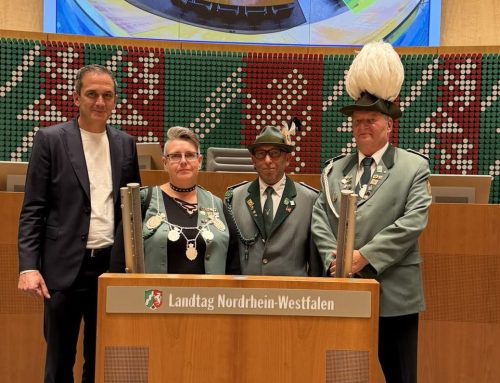 Radevormwalder Schützen zu Gast bei Jens Nettekoven